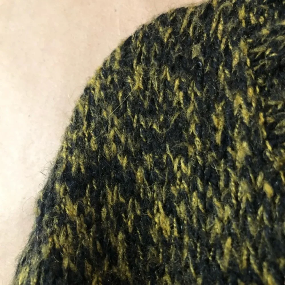 UO | Silence + Noise V-Neck Wool Blend Marled Knit Chunky Pullover Sweater Sz M